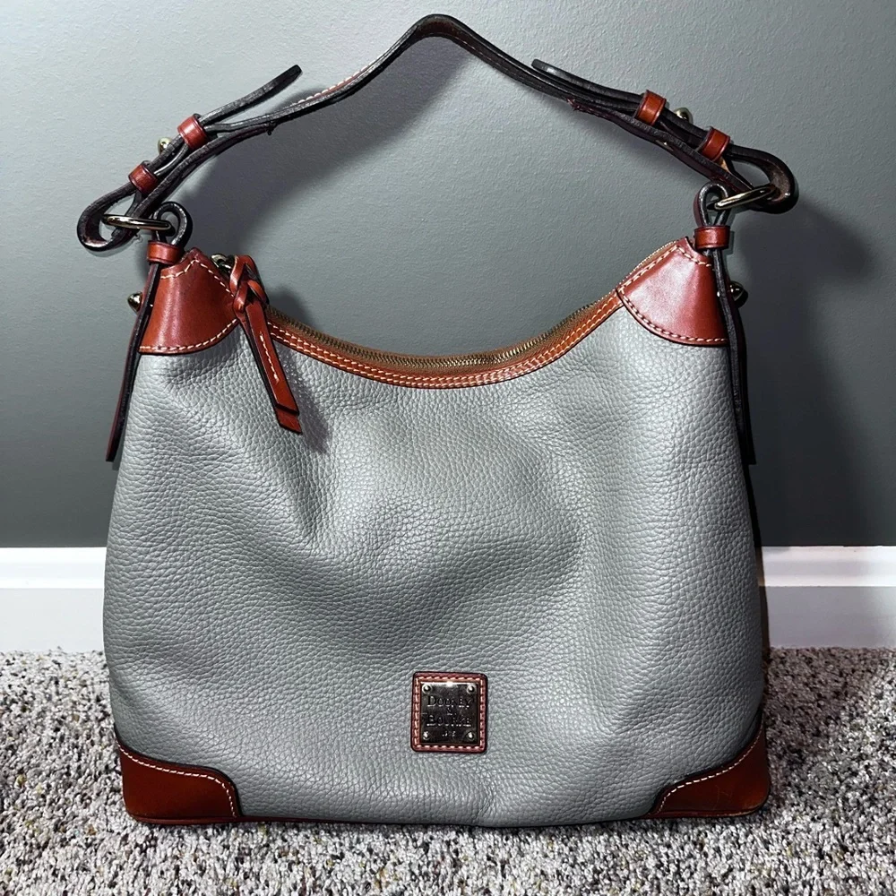 👜 Dooney & Bourke Pebble Grain Leather Hobo Shoulder Bag